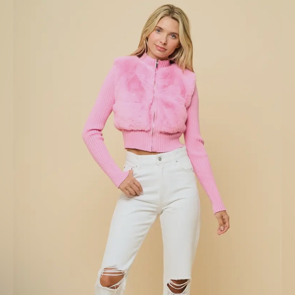 900. ANWND, Pink Faux Fur Front Zip Cardigan, s m l